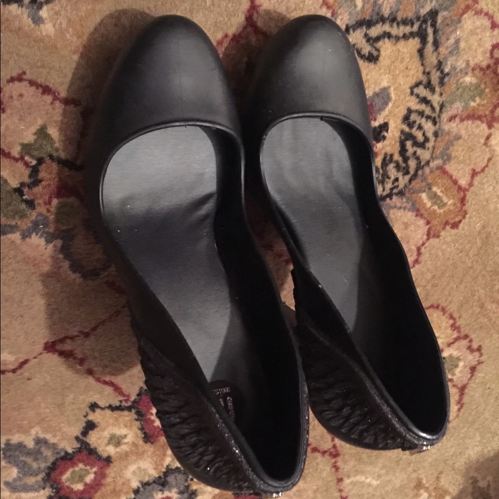 Melissa angel wings pumps